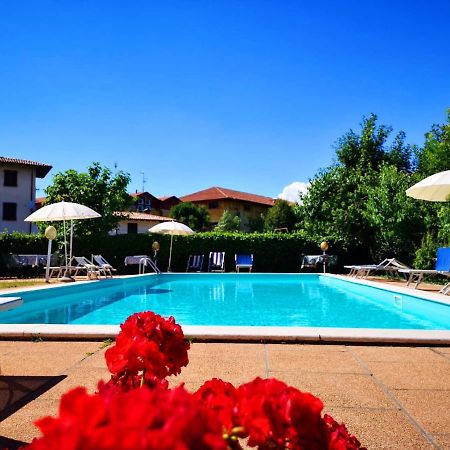 Albergo B&B Tenesi Манерба-дель-Гарда Екстер'єр фото