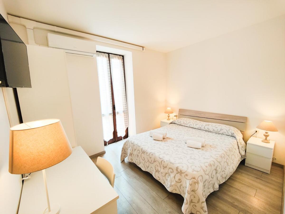 Albergo B&B Tenesi Манерба-дель-Гарда Екстер'єр фото