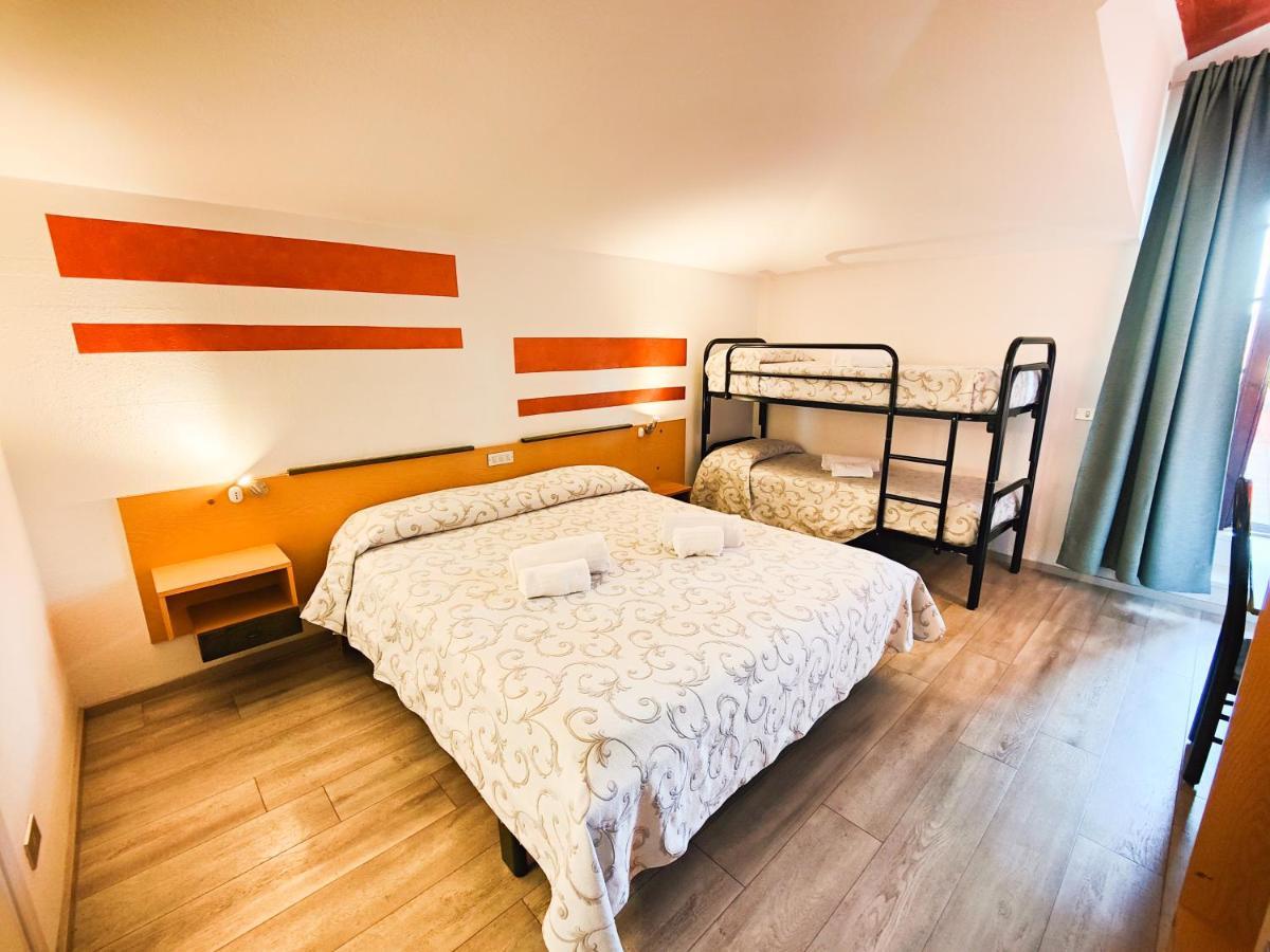 Albergo B&B Tenesi Манерба-дель-Гарда Екстер'єр фото
