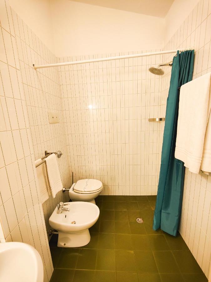Albergo B&B Tenesi Манерба-дель-Гарда Екстер'єр фото