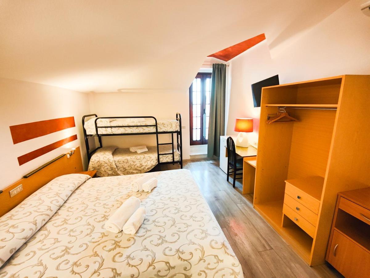 Albergo B&B Tenesi Манерба-дель-Гарда Екстер'єр фото