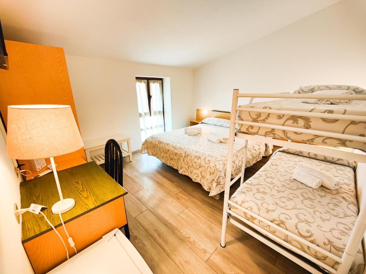 Albergo B&B Tenesi Манерба-дель-Гарда Екстер'єр фото